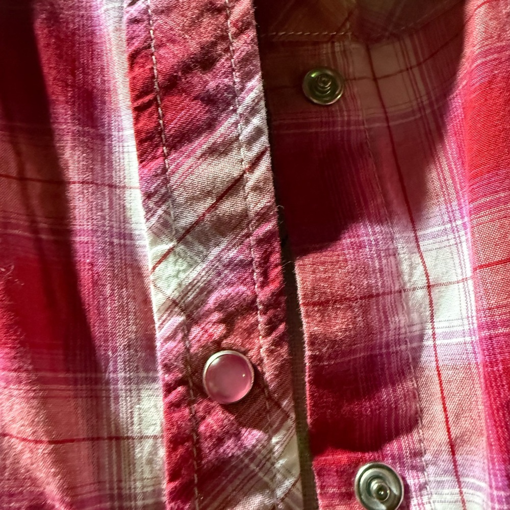 Cowgirl Hardware Women’s Pink Long Sleeve Pearl Snap Western Shirt Size M - Picture 8 of 9